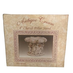 Antique Cream 4" Cherub Pillar Stand
